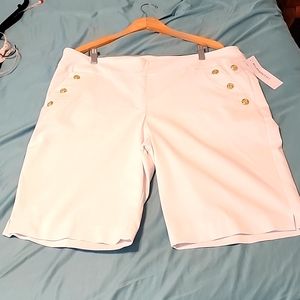 Liz Claiborne Bermuda shorts, white, size XXL